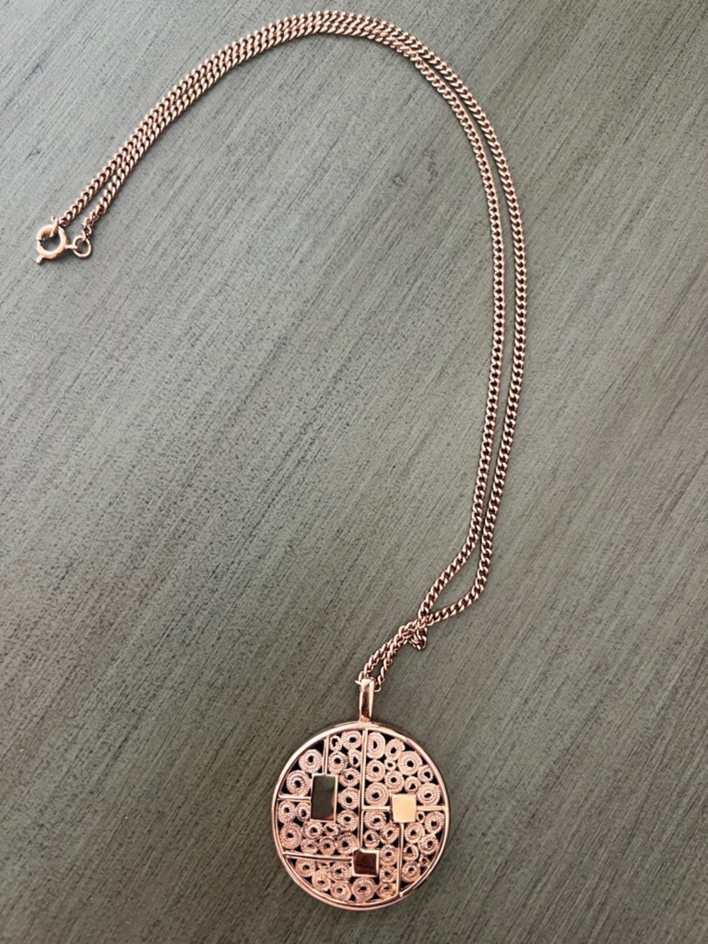 Sarah Coventry Gold Tone geometric Pendant Necklace